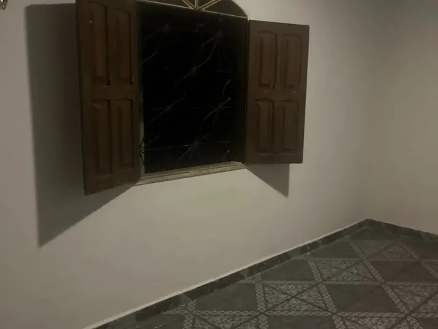 Imagem 10: Casa Maravilhosa na Frente da Praça