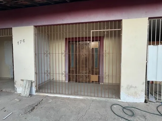 Imagem 1: Casa Tipo Kit Net ( Área , Quarto,Banheiro , Cozinha e Área Serviço