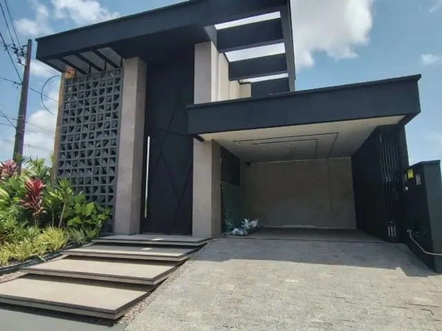 Imagem: A casa em condomínio possui 3 Dormitórios, 3 Suítes, 3