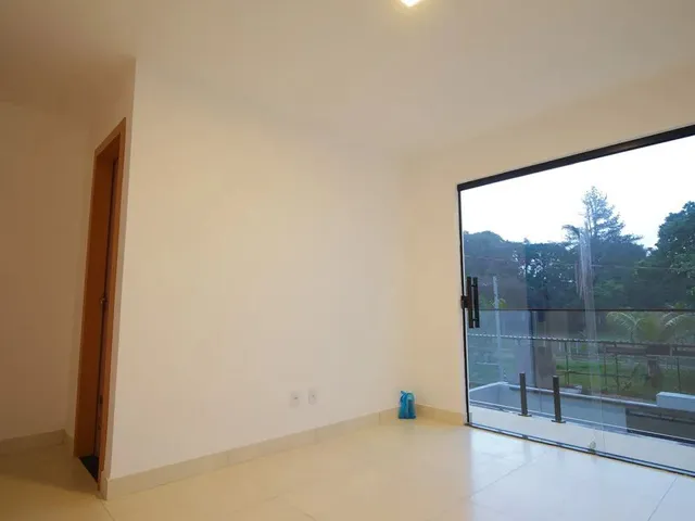 Imagem: A casa em condomínio possui 3 Dormitórios, 1 Suíte, 2