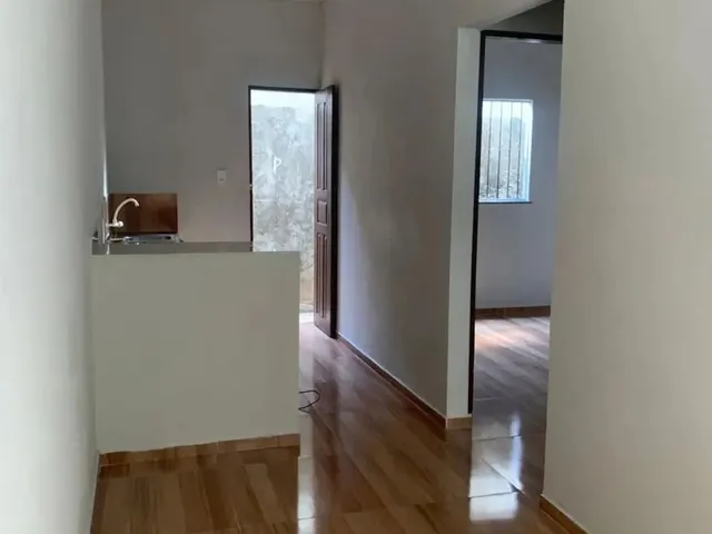 Imagem: Alugo Casa de 2/4 em Vila Familiar, Pertinho