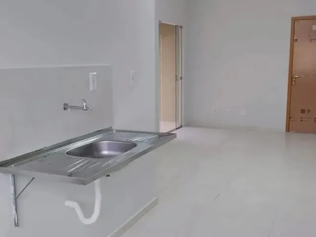 Imagem: Alugo Lindo Apartamento, Apt de 2/4 C/Sacada