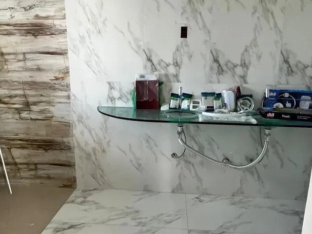 Imagem 3: Cond. Amazon Garden - Casa C/ 4 Suites Sendo 1 Master C/ Varanda, Piscina, Churrasqueira-C