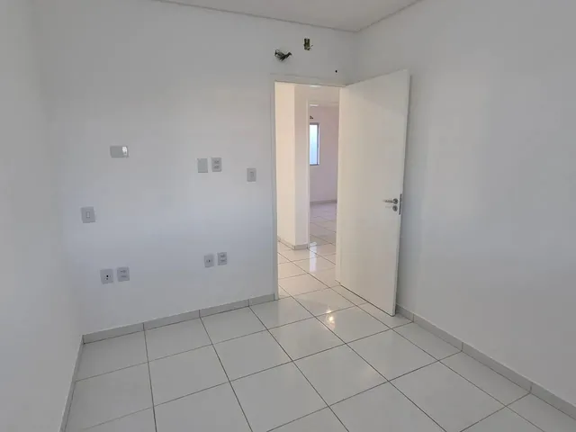 Imagem 5: Alugo Apt° com o Melhor Custo-Benefício da Orla. 3 Quartos, Sendo 1 Suíte. Imperdível