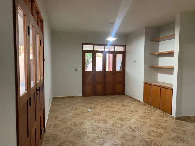 Imagem 8: Aluga-Se para Fins Comerciais