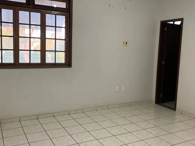 Imagem 14: Aluga-Se para Fins Comerciais