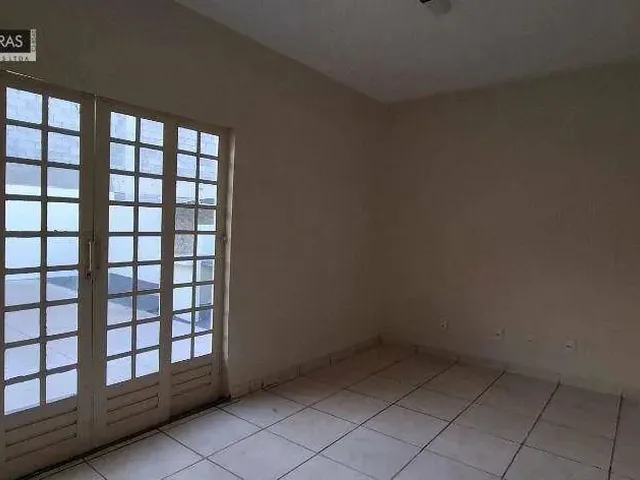 Imagem 3: Casa com 3 Dormitórios para Alugar, 170 M² por R$ 5.510,00/Mês - Setor Oeste