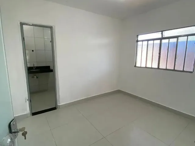 Imagem 7: Casa de 2 Quartos no Setor Universitário