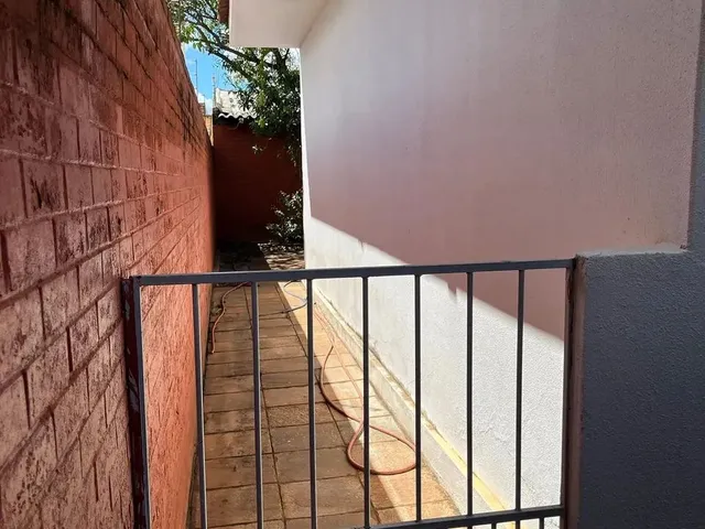 Imagem 4: Casa Térrea Comercial / Residencial