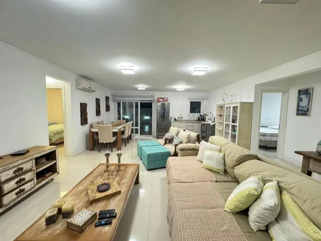 Imagem 1: Casa Mobiliada e Decorada À Venda no Condomínio Casa Hermosa