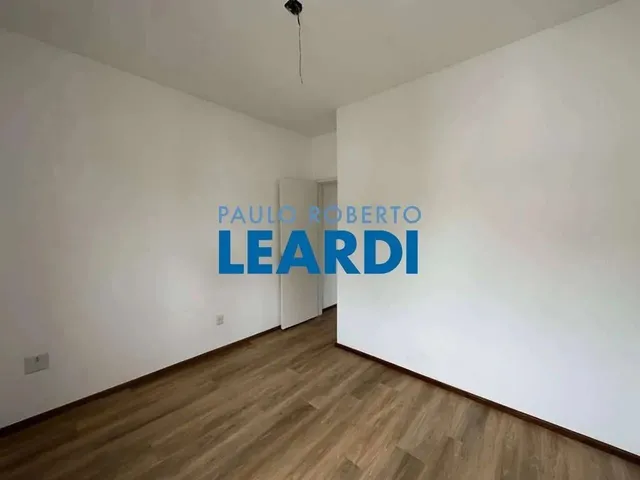 Imagem: A casa em condomínio possui 2 Dormitórios, 2 Banheiros, 2