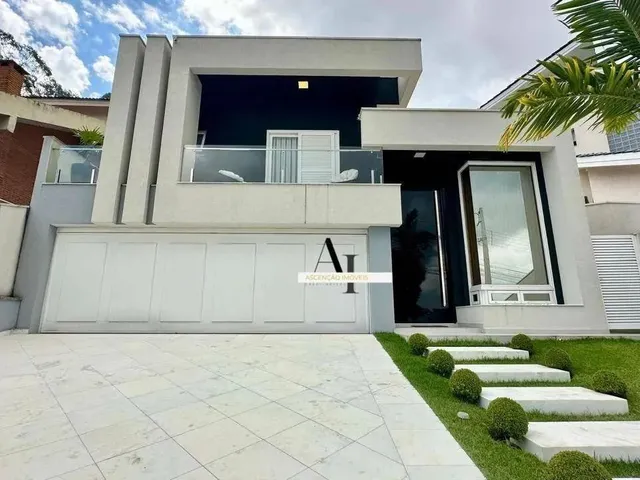 Imagem: Casa com 4 Dormitórios À Venda, 300 M²