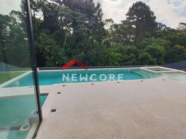 Imagem: Casa de Condomínio em Rua Dias Gomes