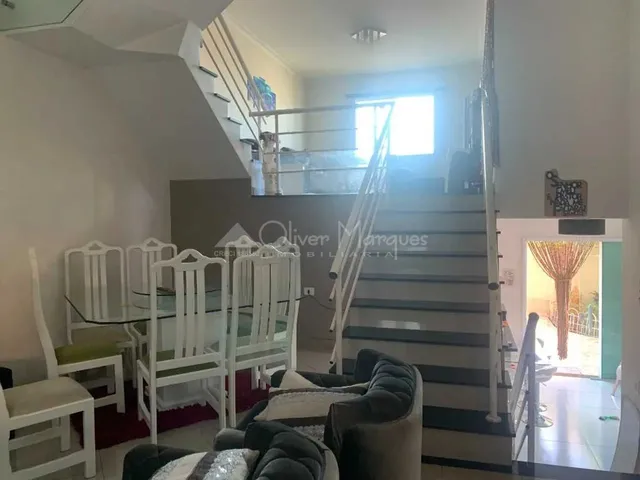 Imagem: Lindo Sobrado a Venda em Quitauna, Ao Lado