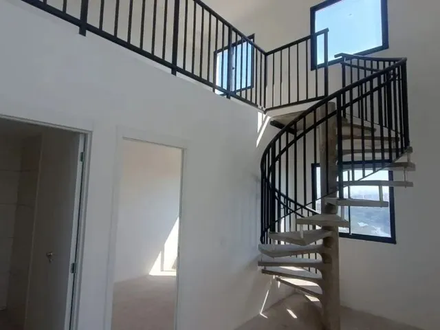 Imagem: Apartamento Duplex a Venda com 2 Dormitórios