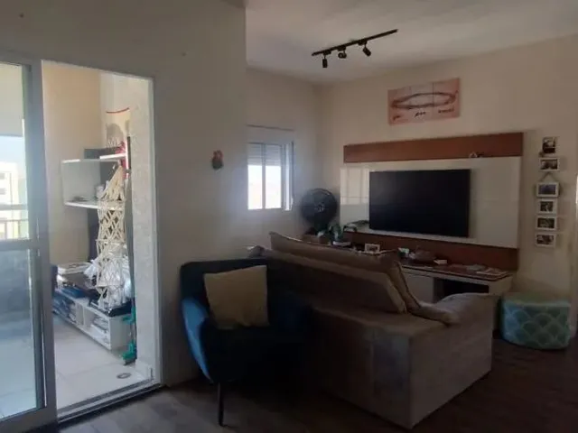 Imagem: Apartamento com 2 Dormitórios À Venda