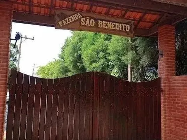 Imagem: Vendo Terreno com Água e Energia na Porta