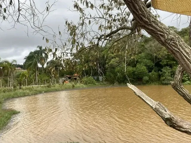 Imagem 15: Imóvel para Venda com 1000 Metros Quadrados com 3 Quartos em Recreio - Ibiúna - Sp