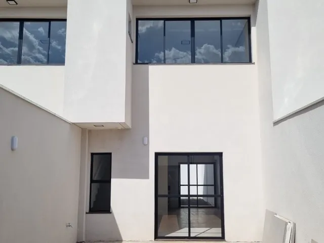 Imagem 2: Casa à venda 3 quartos, Suíte, Área gourmet com Churrasqueira, Armários Planejados no