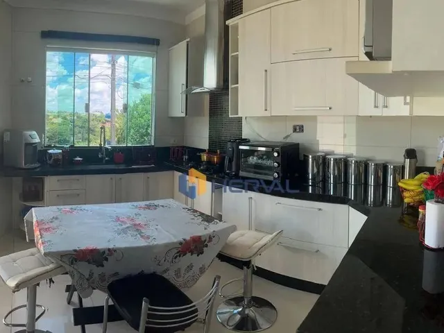 Imagem: Sobrado com 3 Quartos À Venda, 169 M²