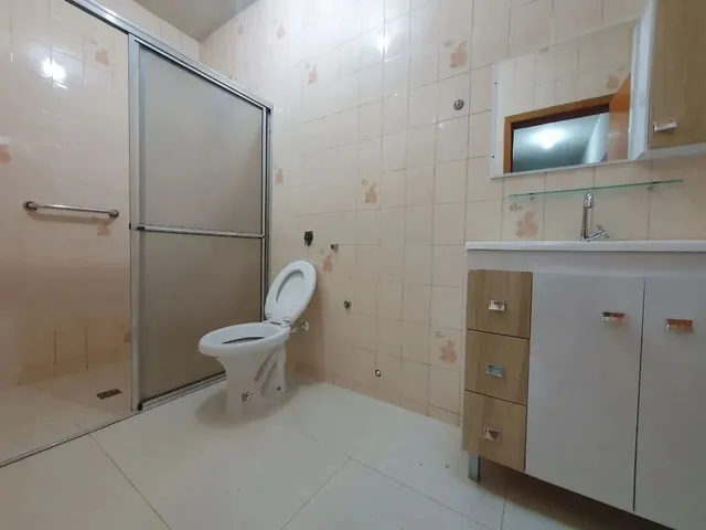 Imagem 2: Sobrado com 3 Dormitórios À Venda, 248 M² por R$ 680.000,00 - Vila Marumby