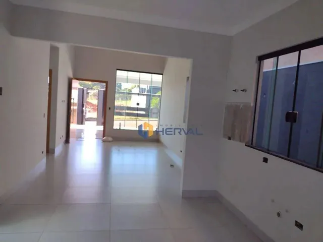 Imagem 2: Casa com 3 Quartos À Venda, 127 M² por R$ 695.000 - Parque das Grevíleas - Maringá/Pr