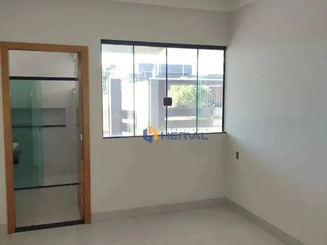 Imagem 3: Casa com 3 Quartos À Venda, 127 M² por R$ 695.000 - Parque das Grevíleas - Maringá/Pr