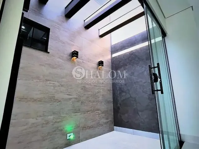Imagem 2: Casa À Venda em Maringá, Zona 31, com 3 Quartos, com 139.6 M²