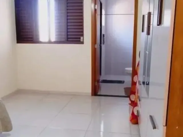 Imagem 2: Casa para Venda em Maringá, Jardim Olímpico, 3 Dormitórios, 1 Suíte, 1 Banheiro, 4