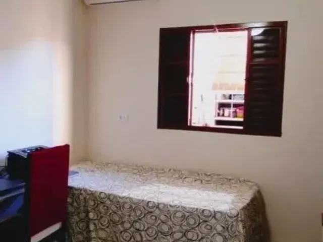 Imagem 12: Casa para Venda em Maringá, Jardim Olímpico, 3 Dormitórios, 1 Suíte, 1 Banheiro, 4