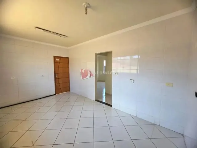 Imagem 2: Casa À Venda e para Alugar em Maringá, Jardim Leblon, com 3 Quartos, com 107.63 M²