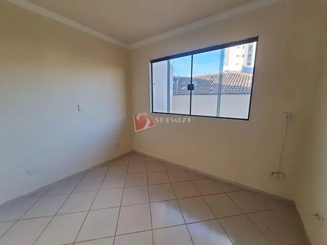 Imagem 11: Casa À Venda e para Alugar em Maringá, Jardim Leblon, com 3 Quartos, com 107.63 M²