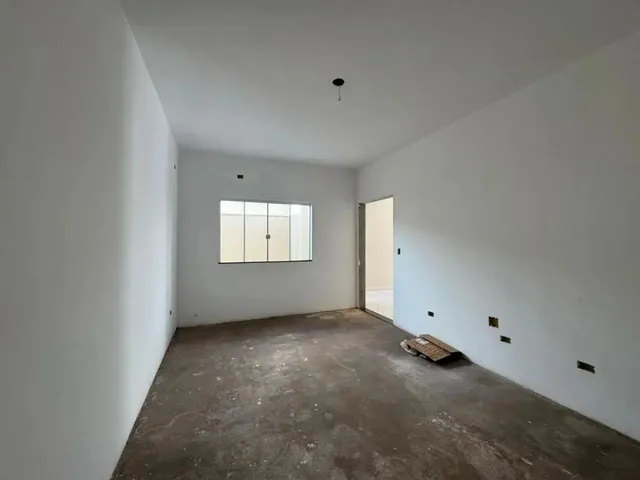 Imagem 13: Casa À Venda em Maringá, Jardim Verônica, com 3 Quartos, com 149.6 M²