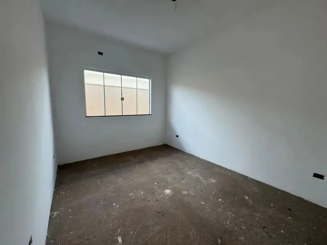 Imagem 12: Casa À Venda em Maringá, Jardim Verônica, com 3 Quartos, com 149.6 M²