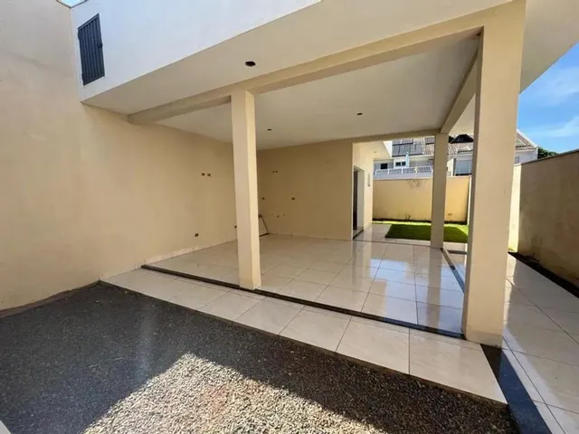Imagem 11: Casa À Venda em Maringá, Jardim Verônica, com 3 Quartos, com 149.6 M²