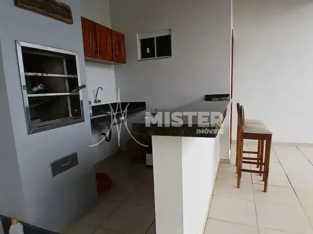 Imagem 10: Casa Térrea 3 Quartos e Terreno Inteiro no Jardim Paris - Maringá - Pr