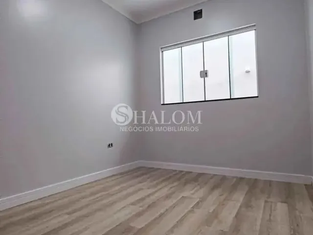 Imagem 9: Casa À Venda em Maringá, Jardim santa Clara, com 3 Quartos, com 117 M²
