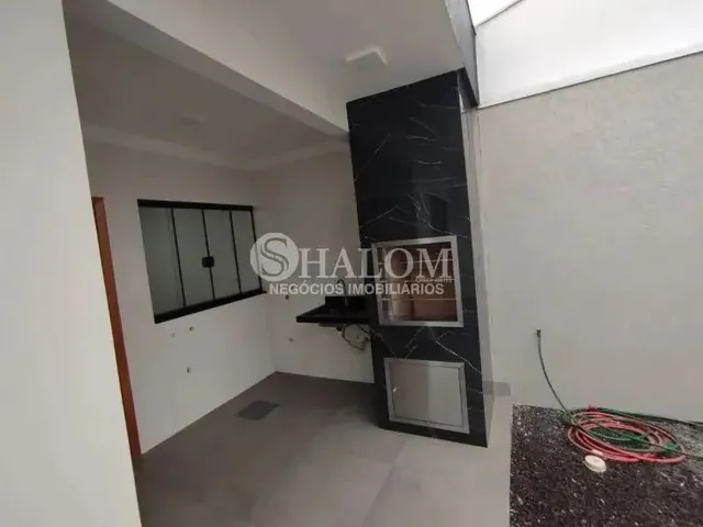 Imagem 3: Casa À Venda em Maringá, Jardim Paris Iii, com 3 Quartos, com 84 M²