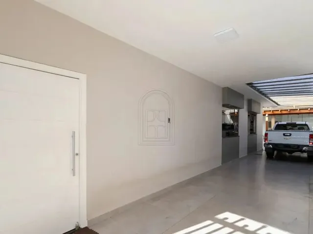 Imagem 9: Casa Ampla e Aconchegante em Localização Privilegiada