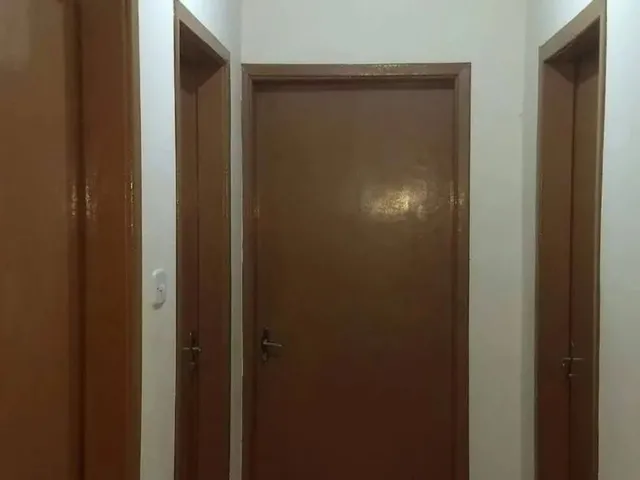 Imagem 9: Ótima Residência em Laje C/Suíte em Rua Comercial