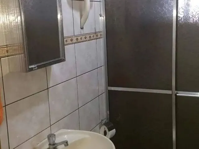 Imagem 10: Ótima Residência em Laje C/Suíte em Rua Comercial