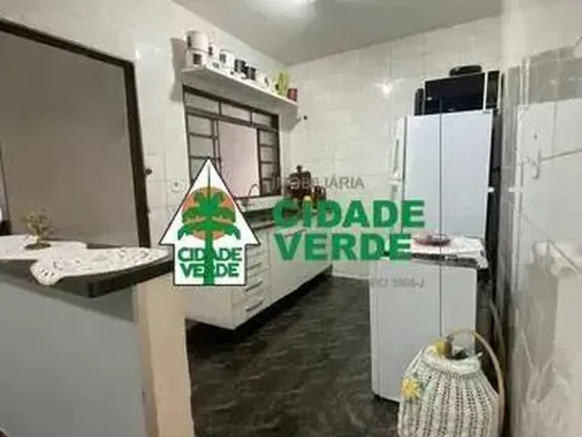 Imagem 15: Casa À Venda em Maringá, Vila Emília, com 3 Quartos, com 120 M²