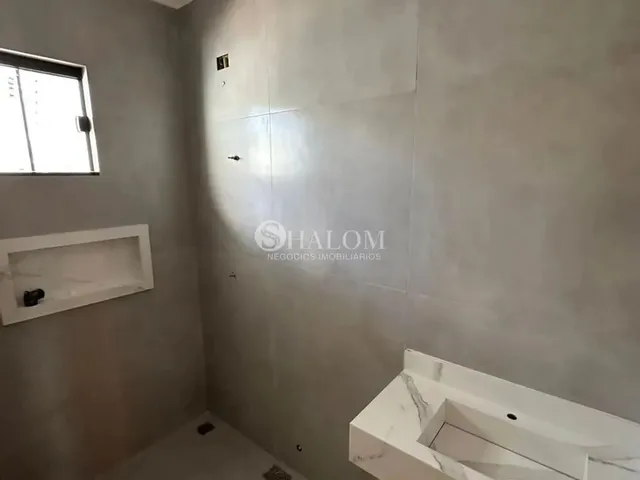 Imagem 11: Casa À Venda em Maringá, Jardim Universo, com 3 Quartos, com 80 M²