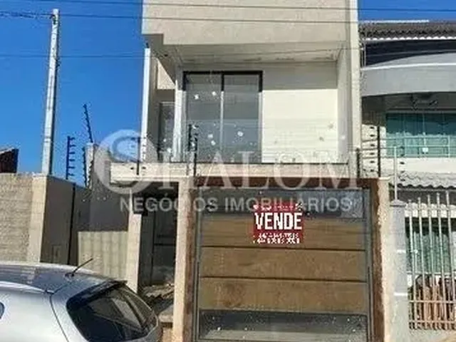 Imagem 9: Sobrado À Venda em Maringá, Jardim Tóquio, com 3 Quartos, com 180 M²