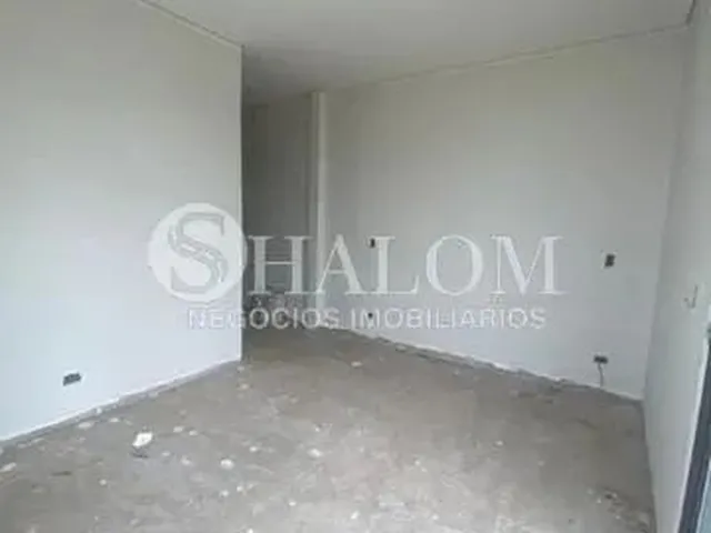 Imagem 4: Sobrado À Venda em Maringá, Jardim Tóquio, com 3 Quartos, com 180 M²