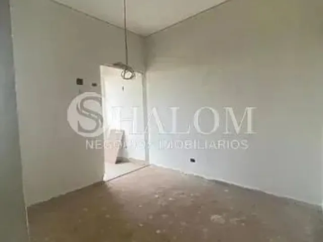 Imagem 7: Sobrado À Venda em Maringá, Jardim Tóquio, com 3 Quartos, com 180 M²