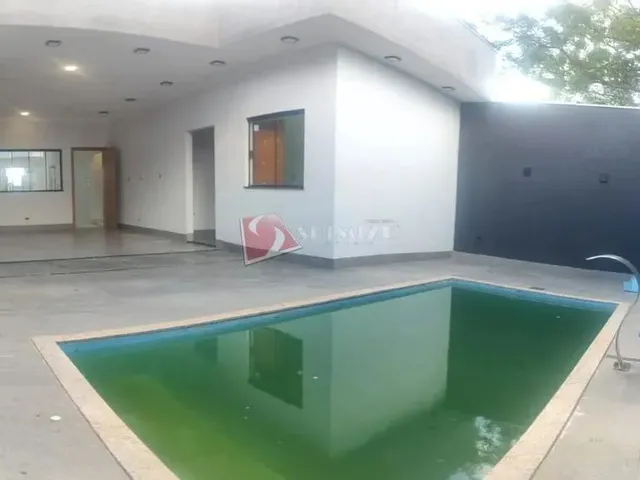 Imagem 16: Casa À Venda em Maringá, Parque Industrial 200, com 3 Quartos, com 180 M²