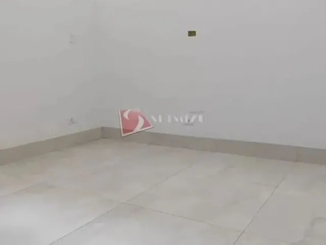 Imagem 15: Casa À Venda em Maringá, Parque Industrial 200, com 3 Quartos, com 180 M²
