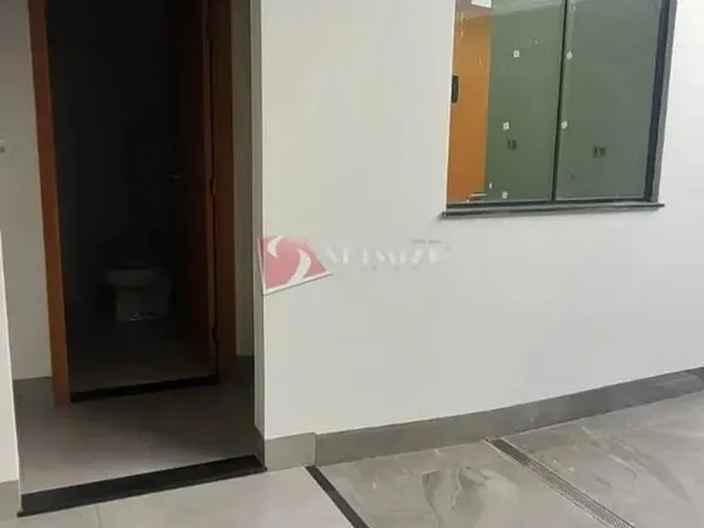Imagem 6: Casa À Venda em Maringá, Parque Industrial 200, com 3 Quartos, com 180 M²