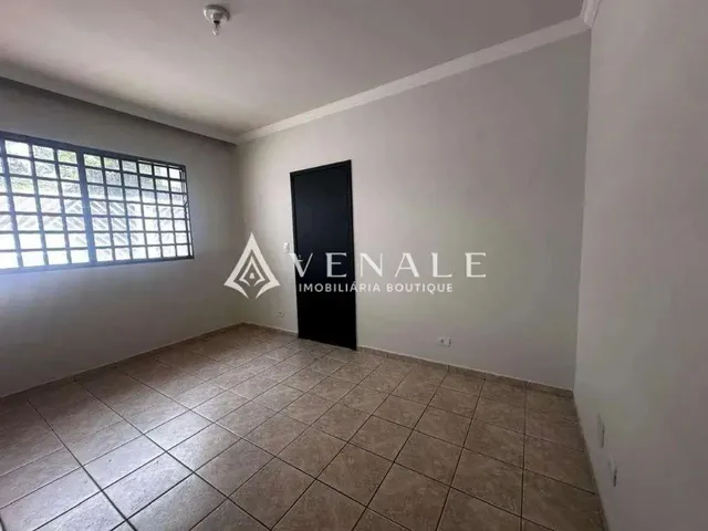 Imagem 3: Casa À Venda em Jardim Vitória, Maringá-Pr